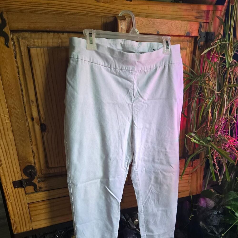 Chico's Women's White Slimming Pants